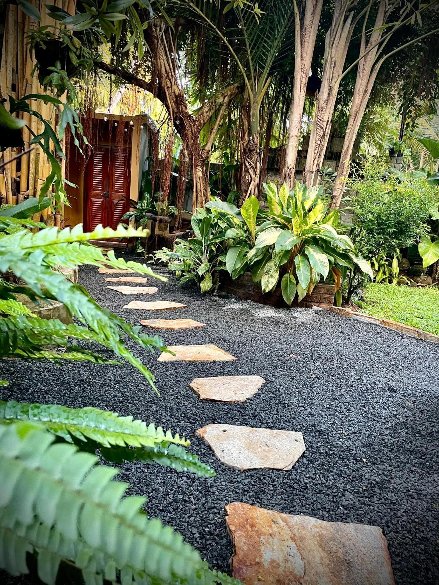 The Yard Hiriketiya Hotel Dikwella Ngoại thất bức ảnh