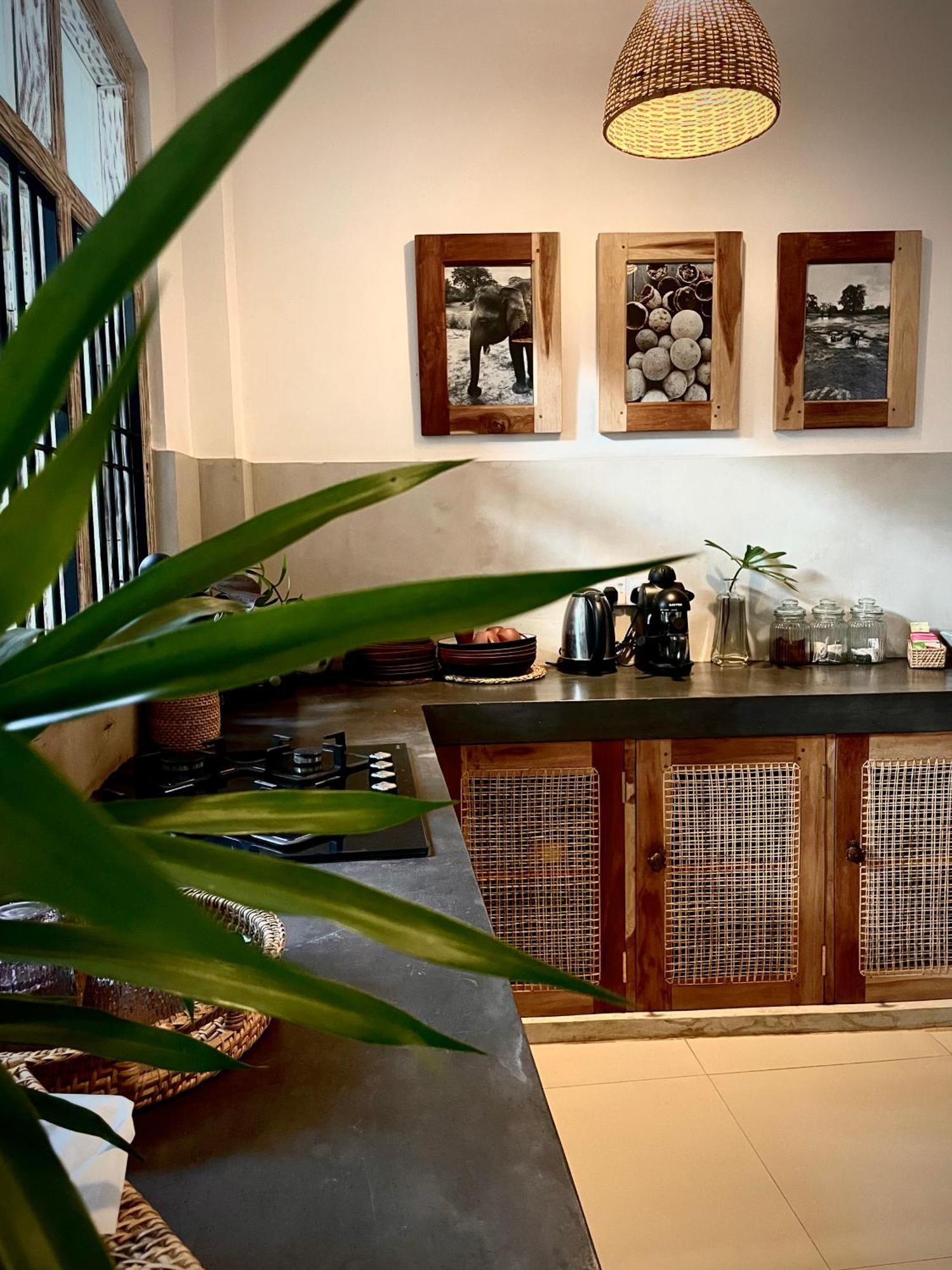 The Yard Hiriketiya Hotel Dikwella Ngoại thất bức ảnh